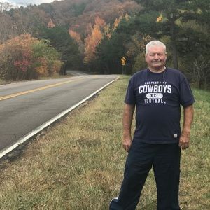 Meet your Posher, Dennis